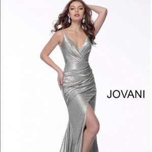 JOVANI (New With Tags) - Size 12